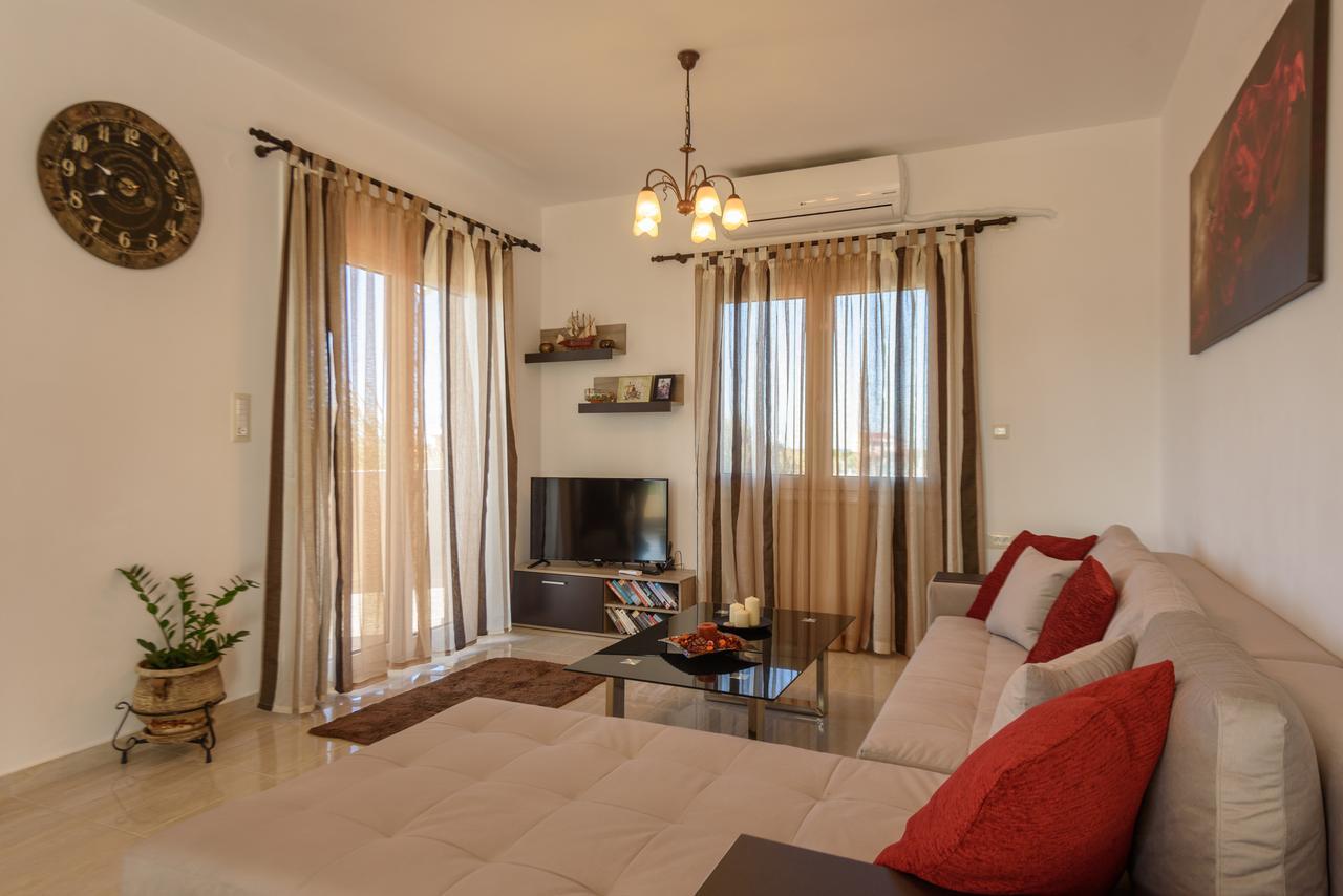 Elpidis Villa Kokkinos Pyrgos Exterior foto