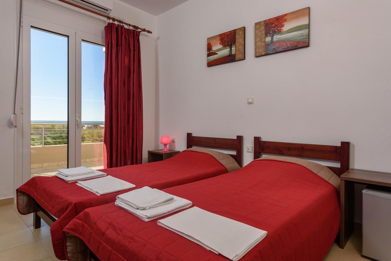 Elpidis Villa Kokkinos Pyrgos Exterior foto