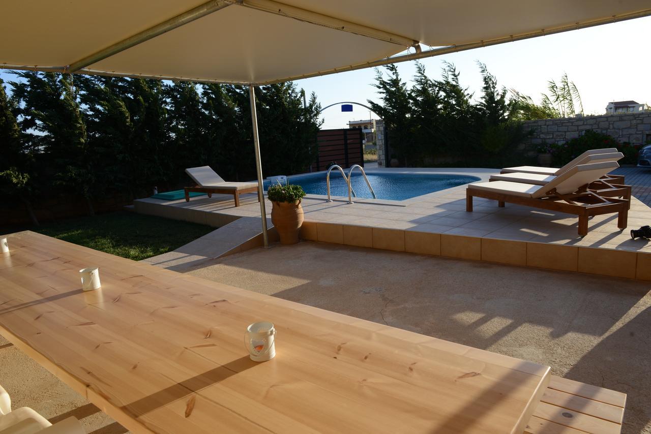 Elpidis Villa Kokkinos Pyrgos Exterior foto