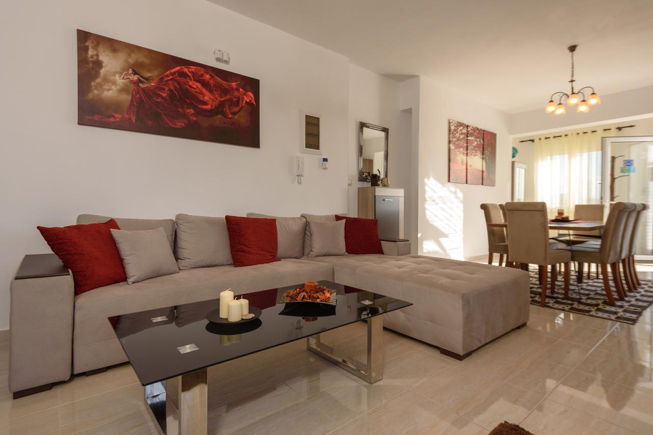 Elpidis Villa Kokkinos Pyrgos Exterior foto